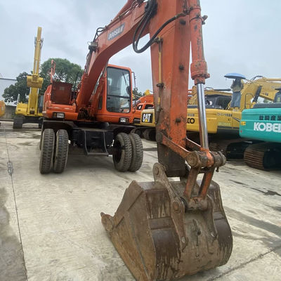 Tweedehands originele graafmachine DOOSAN 150W-7 39.7kW