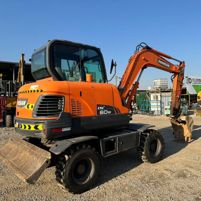 48 kW Gebruikte DOOSAN Graafmachine Doosan DX60W Hydraulische Crawler Graafmachine 5550 kg