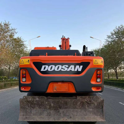 Doosan DX210W Tweedehands graafmachine met gebruikte wielen