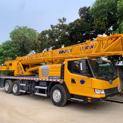 Voor zware gebruikte graafmachines: XCMG XCT25 75 km/h