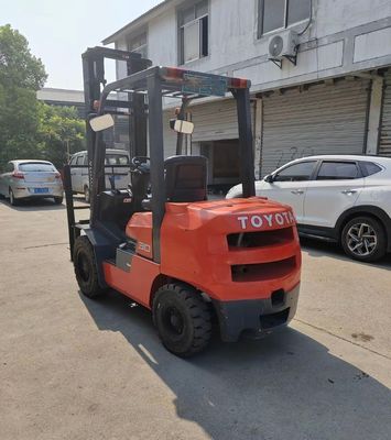Compact voertuig met verbrandingsmotor Toyota 30 Gebruikelijke vorkheftruck met een capaciteit van 3 ton CE-certificering
